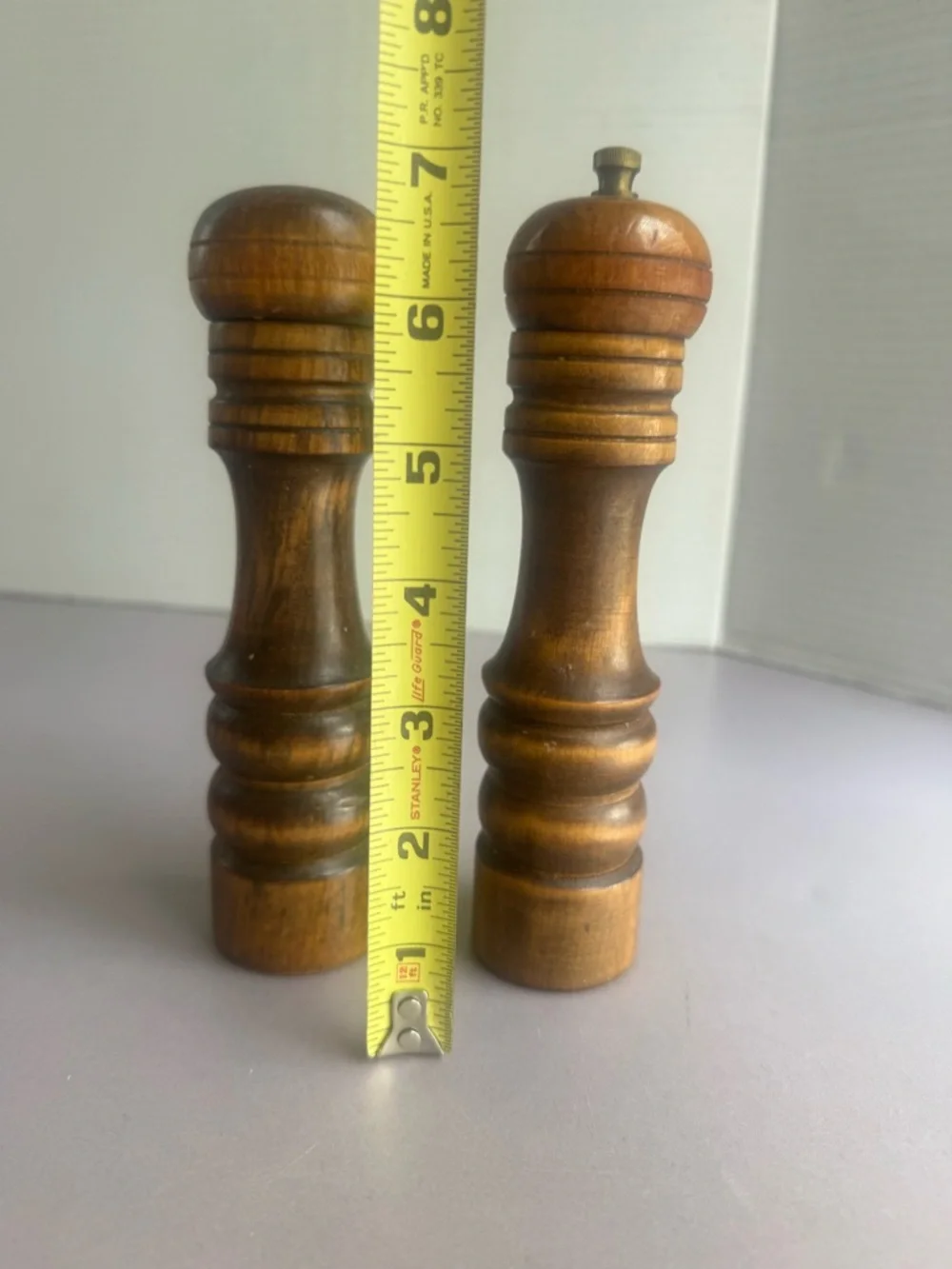 Classic Wooden Salt and Pepper Mills - Brown